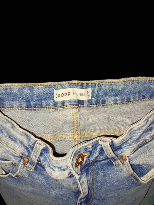 Dżinsy denim jeans spodnie długie damskie cropp