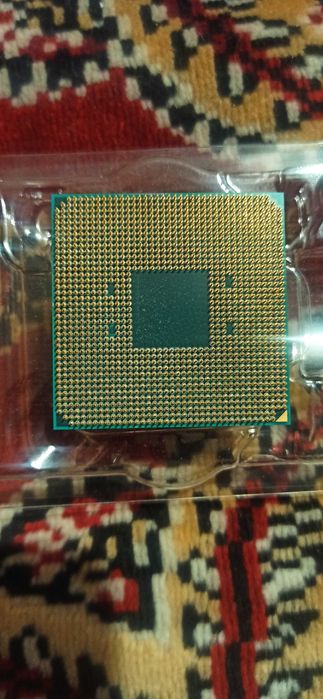 Процесор AMD Ryzen 5 2600 у робочому стані