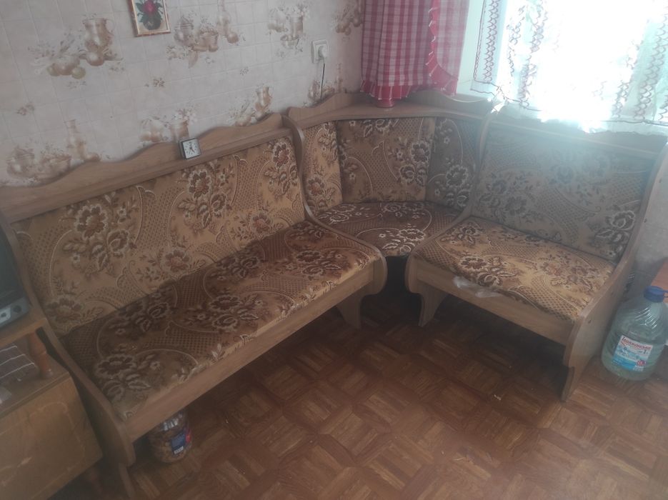 Уголок на кухню мягкий