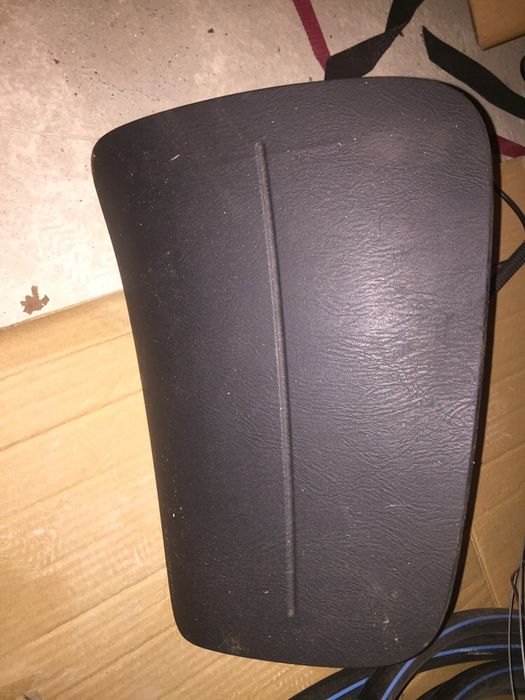 Arbaig Nissan Almera de condutor e passageiro.