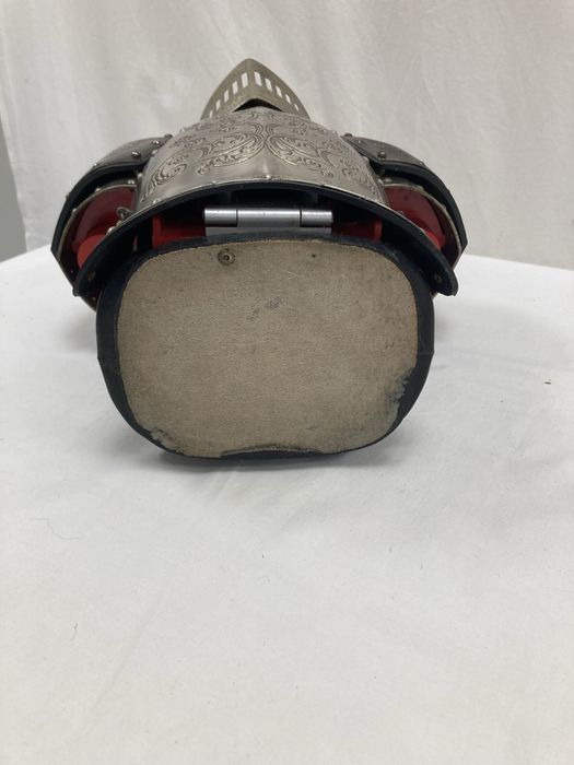 Mini Bar Armadura Vintage