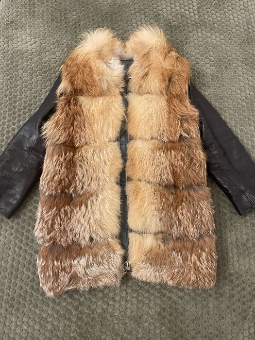 Жилетка- куртка з хутра лисиці дитяча