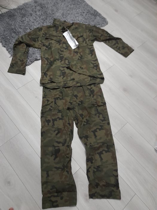 Mundur wojskowy 124l nowy mon