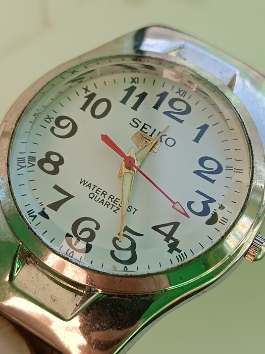 Кварцовий годинник SEIKO