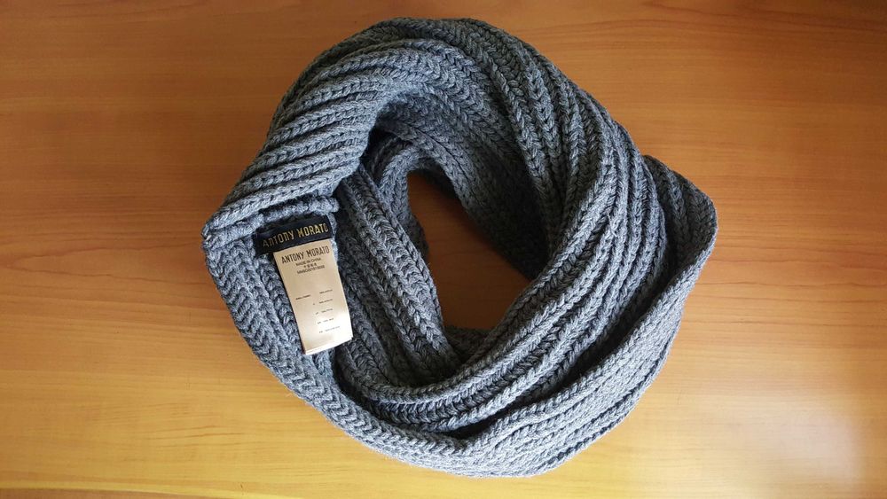 Antony Morato Collar in Gray