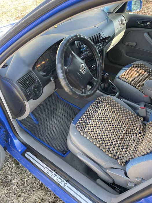 Volkswagen Golf 4