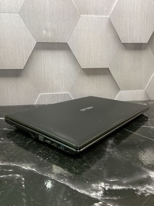 Ноутбук Asus R512M