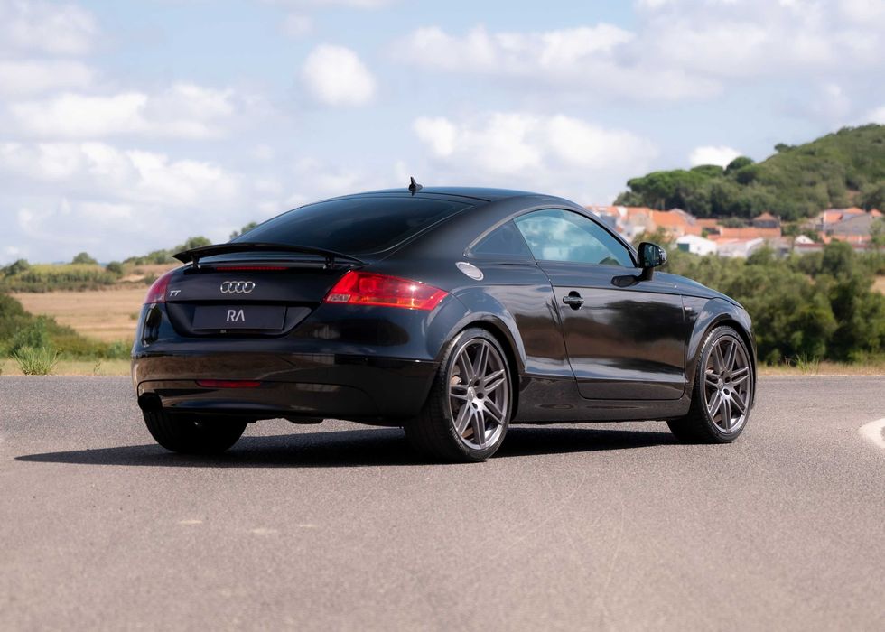 Audi TT Coupé 8J || S-Line || 2.0 TFSI S-Tronic // 200cv