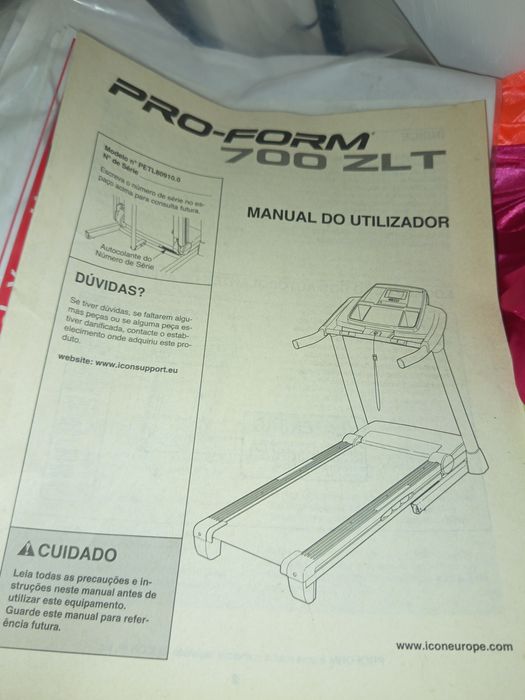 Electric treadmill444789697283379202