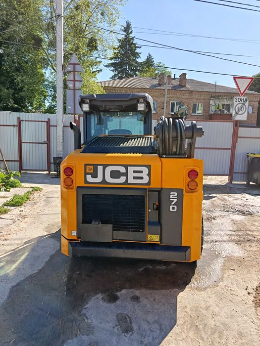 Міні навантажувач JCB 270