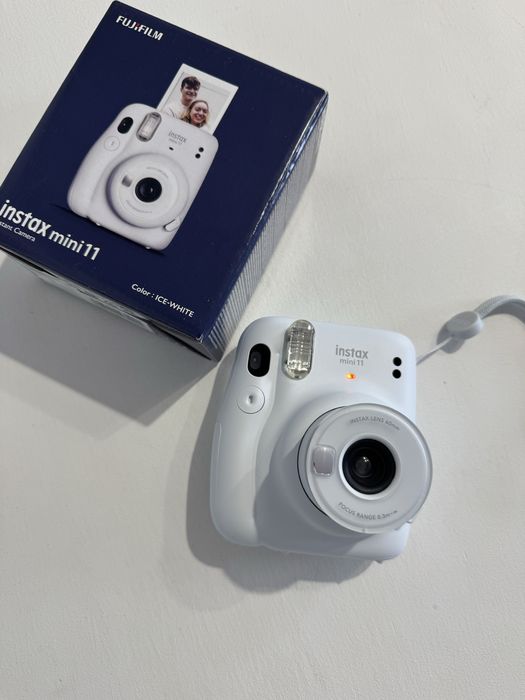 Aparat Instax mini 11