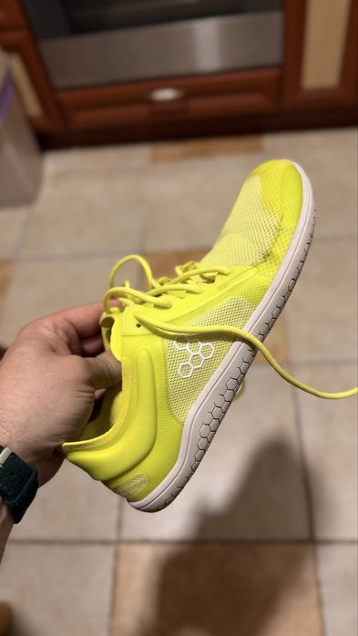 Vivobarefoot  primus lite barefoot 41 size