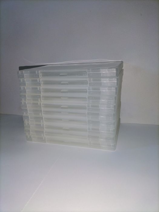 Puste pudełka DVD