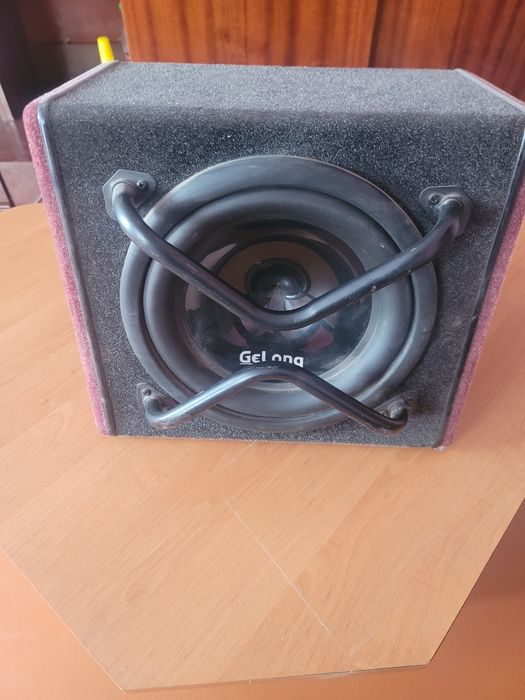 Автомобільний активний самбуфер