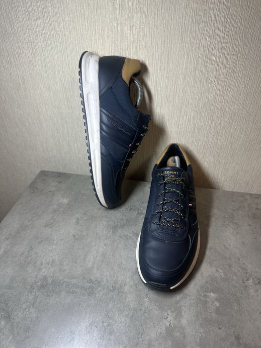 Оригінал ! Кросівки Tommy Hilfiger моделі Massimo, розмір 43(28,5 см)