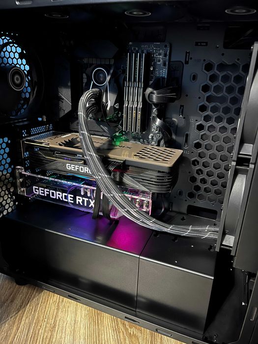 Komputer gamingowy RTX 3080 / i7-10700KF / 48GB RAM 3600Mhz