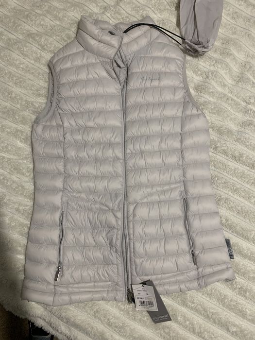 Нова безрукавка