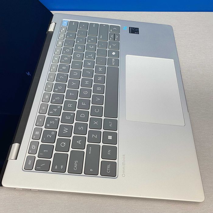HP OmniBook X - 14" 2.2K | Snapdragon X Plus 8-Cores | 16GB | 1TB