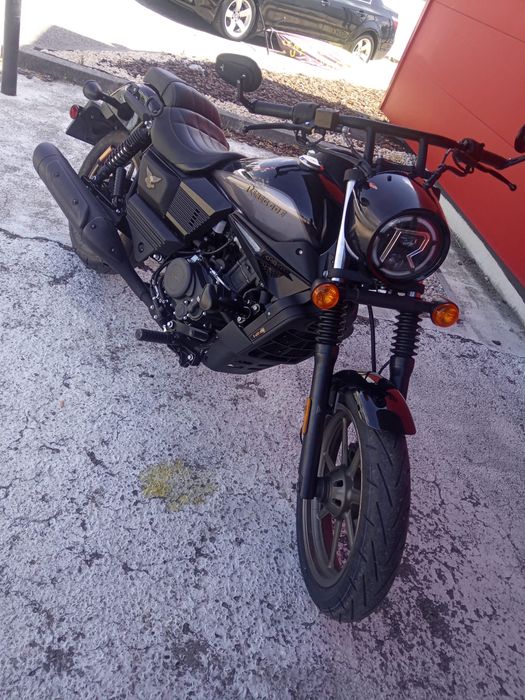 UM COMANDO RENEGADE 125
