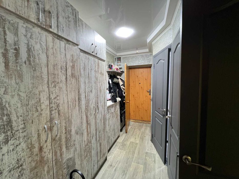 Продаж 2-кмн квартири, вул. Магара (213-244-237)