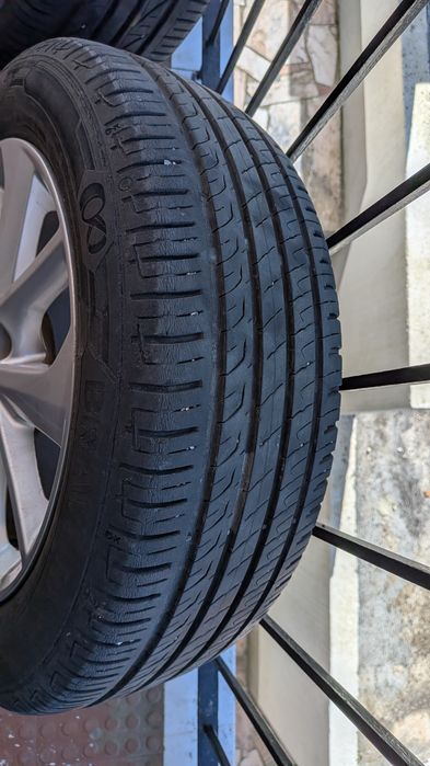 Jantes Originais Toyota Auris 16" + Pneus Barum 205/55 R16