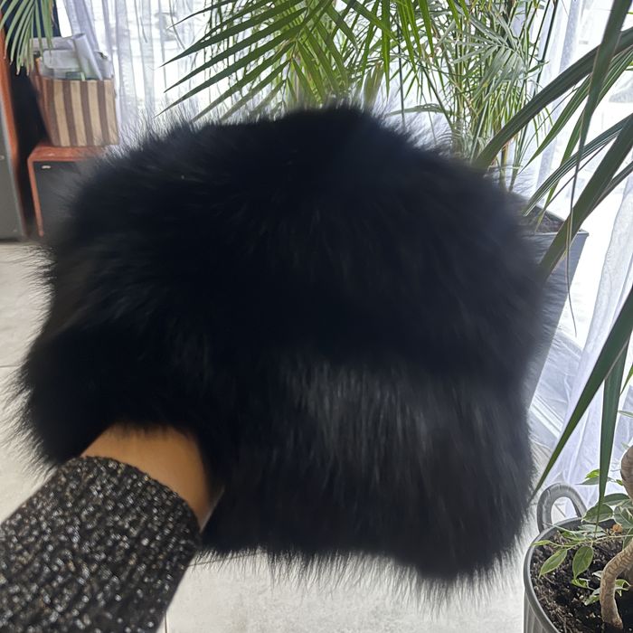 Piękna czoka z futra naturalnego czarnego cudo