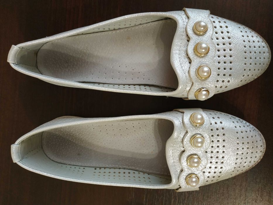 Туфлі для дівчинки