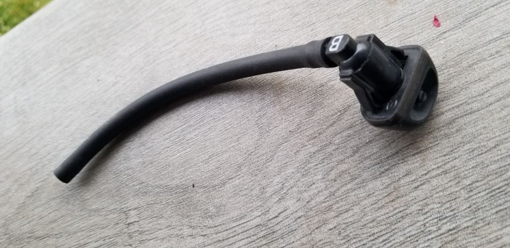 Проводка крышки багажника с блоком упр. Toyota RAV4 2021 89222-42101
