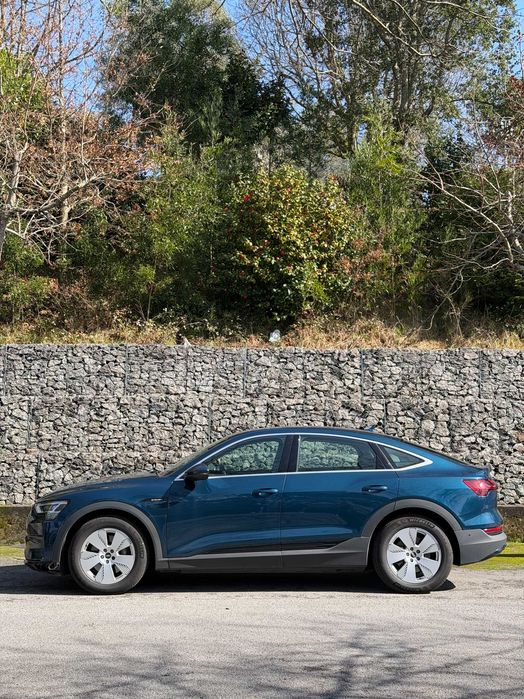 Audi e-tron 50 Sportback Elétrico - 71kWh -  soh 98,8% - SUV Moderno