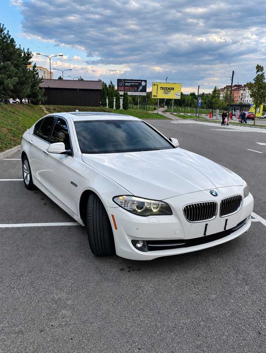 Продам гарну бмв ф10