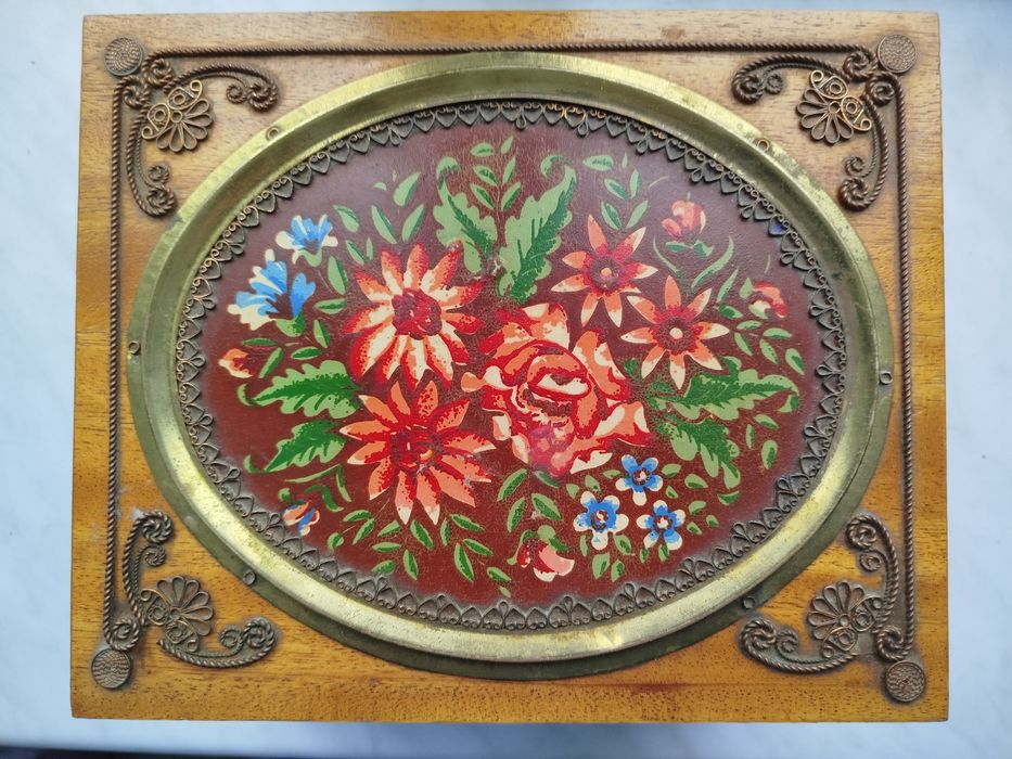 Шкатулка (ларец).Аналоговый модем  Acorp  M56SCD. 56K.