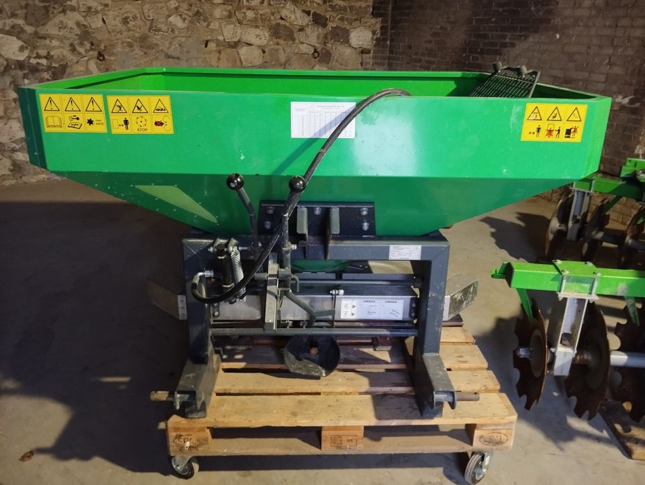 Rozsiewacz do nawozu Langren 800