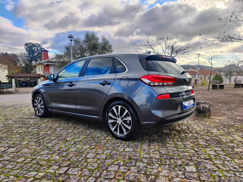 Hyundai i30 1.0 T-GDi Style + Navi
