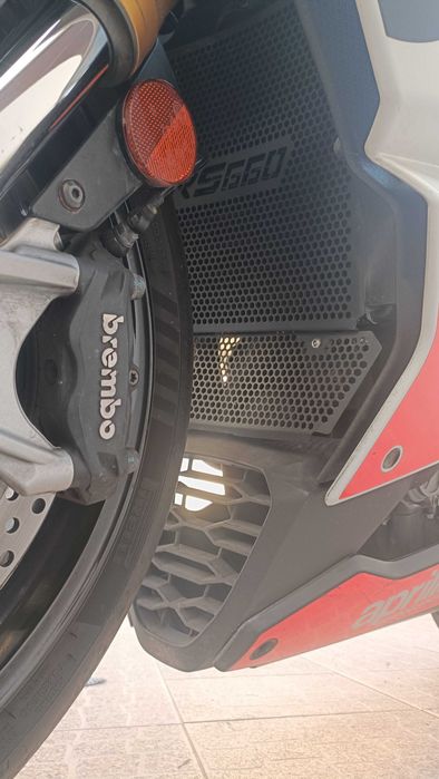 Aprilia RS 660 Tribute (Edição Limitada) – 2023 | 15.753 km | Como Nova