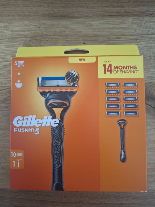 Maszynka Gillette Fusion 5 + 10 dodatkowych wkładów