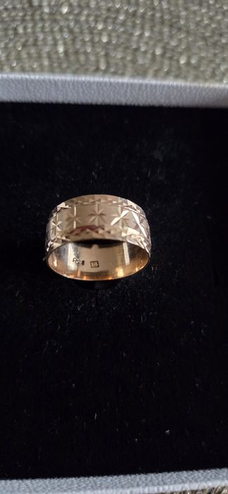 Obrączki ślubne złote grawer