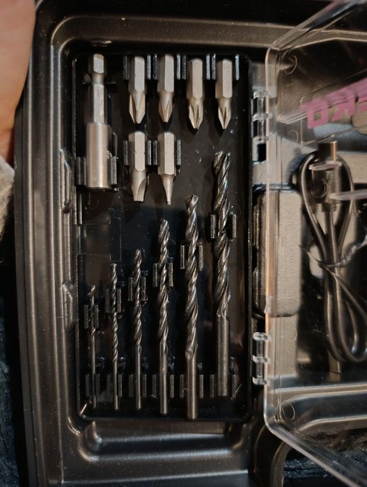 Różowa wiertarko wkrętarka 12v