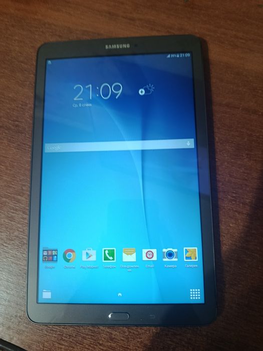 Планшет Samsung Galaxy Tab E 9.6" 3G Black (SM-T561NZKASEK)
