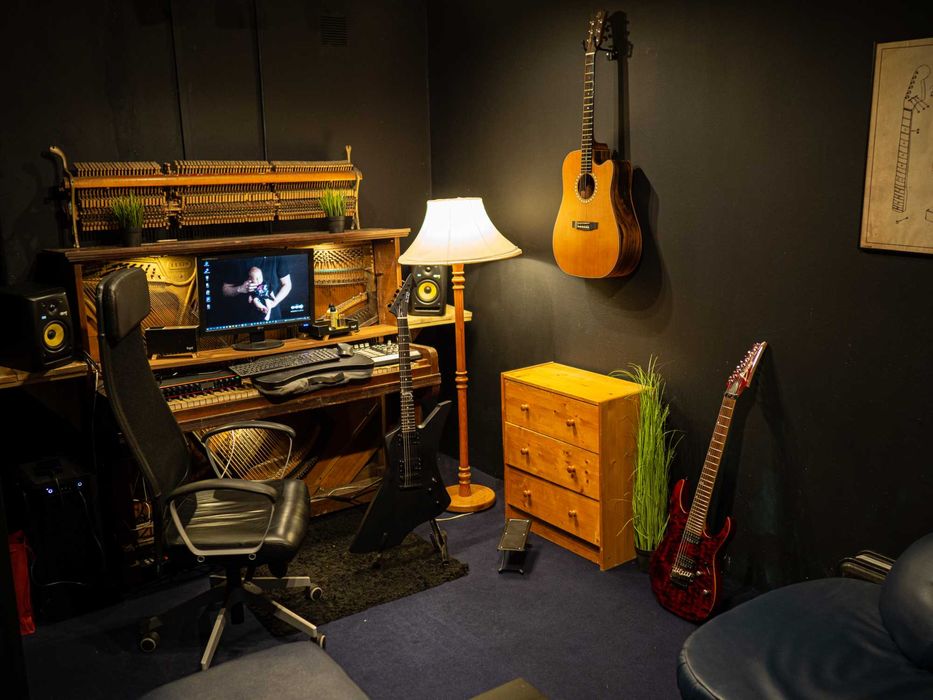 Lekcje gry na gitarze elektrycznej/akustycznej/basowej