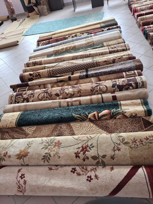 Продаю ковры и остатки коврового покрытия со склада магазина