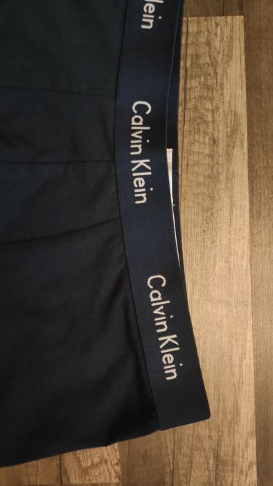 świetne nowe bokserki Calvin Klein