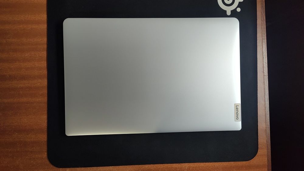 Notebook Lenovo | Intel i3 13ª Ger | 16GB RAM | SSD 246 | Praticamente Novo