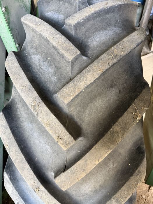 John Deere 1042 heder 3metry sieczkarnia kabina stan BDB