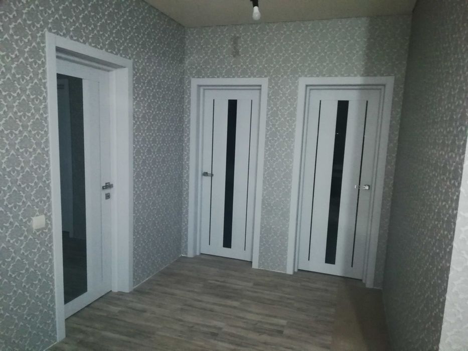 Встановлення дверей