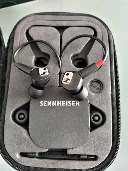 Auriculares Sennheiser IE 80S