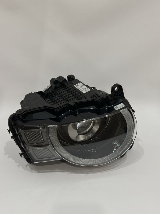 Land Rover Defender фара фонарь передня оптика в наявності