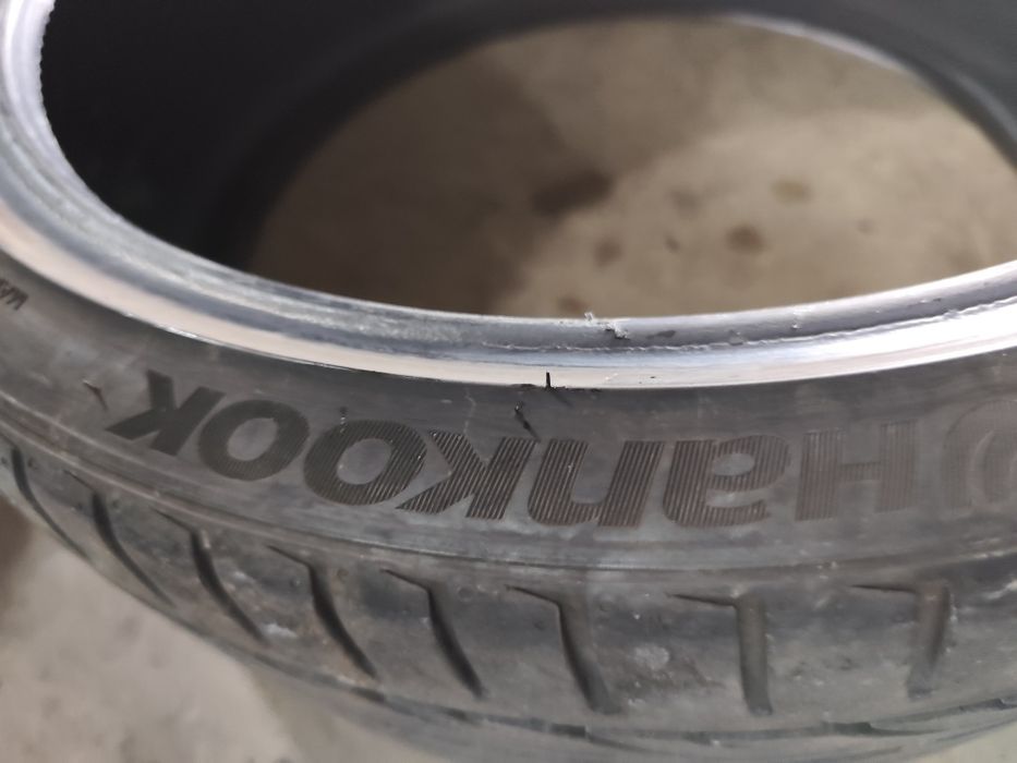 Pneus 215/35r18 Hankook V12 Ocasião