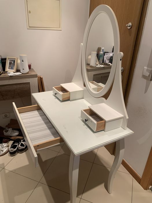 Tocador Hemnes Ikea com 6 meses igual a novo