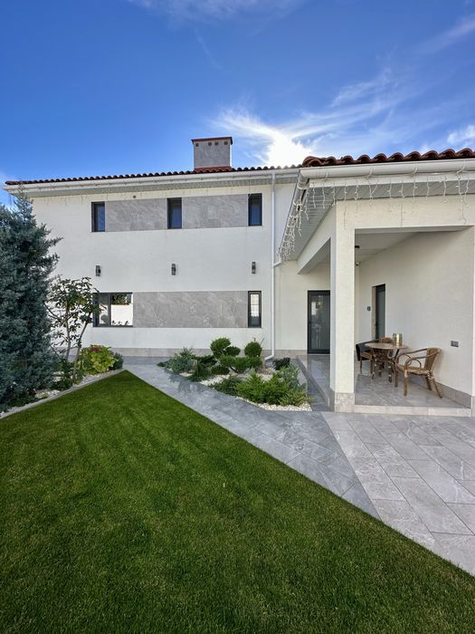 Дом по адресу ул. Спортивная (площадь 200 м²) - Atlanta.ua - фото 2