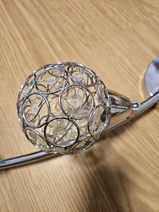 Candeeiro com 4 globos